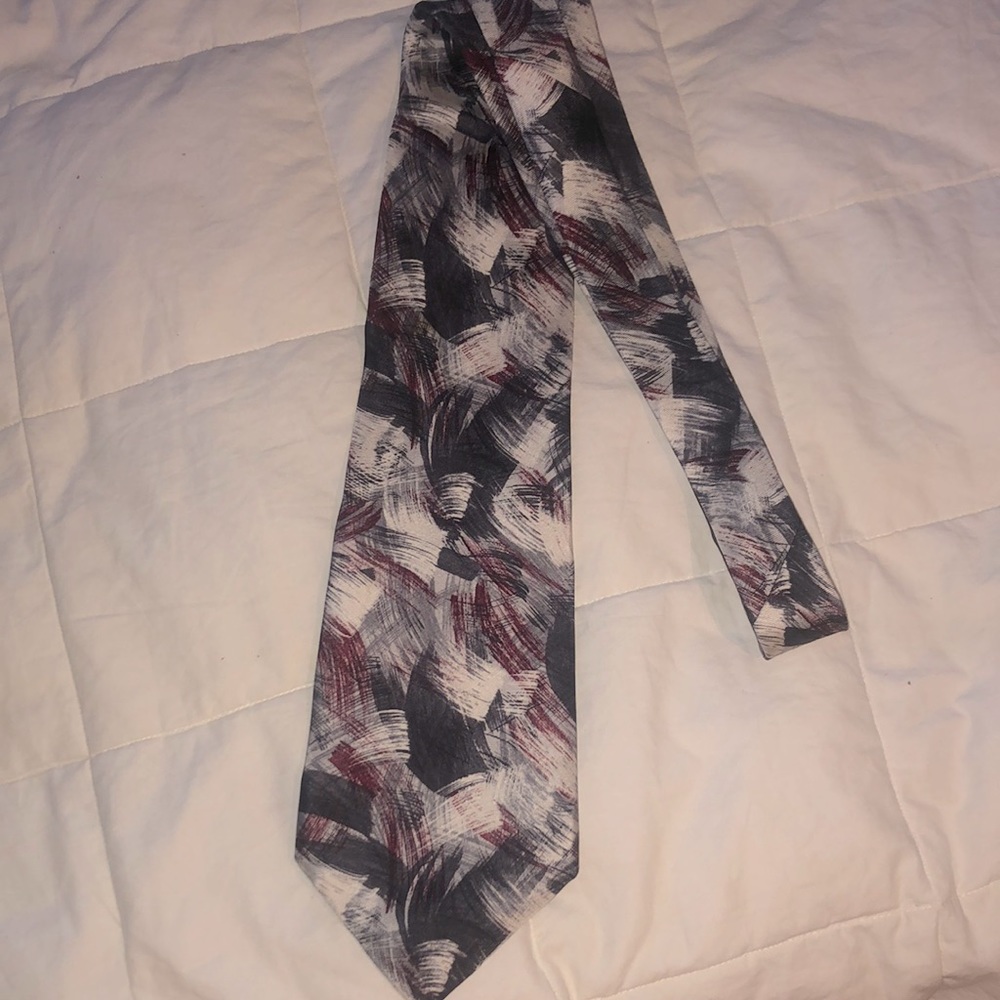 3/$20 or 5 for $25 Bundle Sale❗️Pierre Cardin Silk Tie for Men